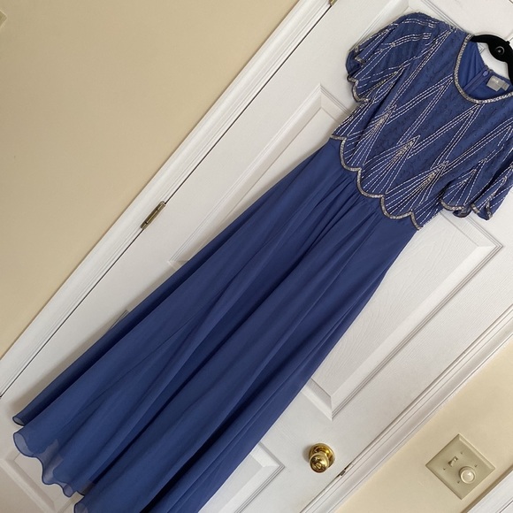 ASOS beaded vintage style tulle dress scallop edge design blue and silver sz 4 - Picture 7 of 14